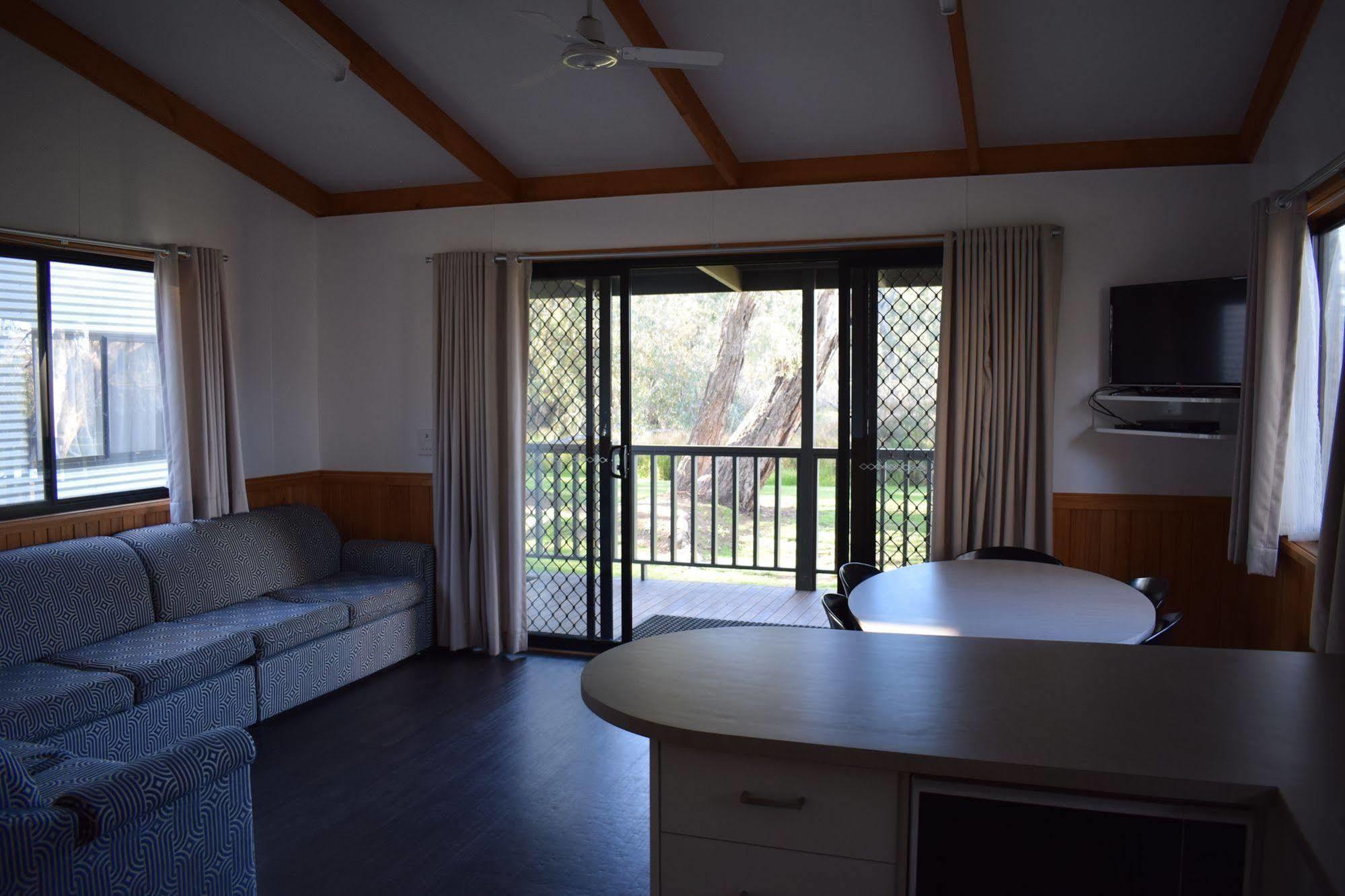 Cohuna Waterfront Holiday Park Exterior photo