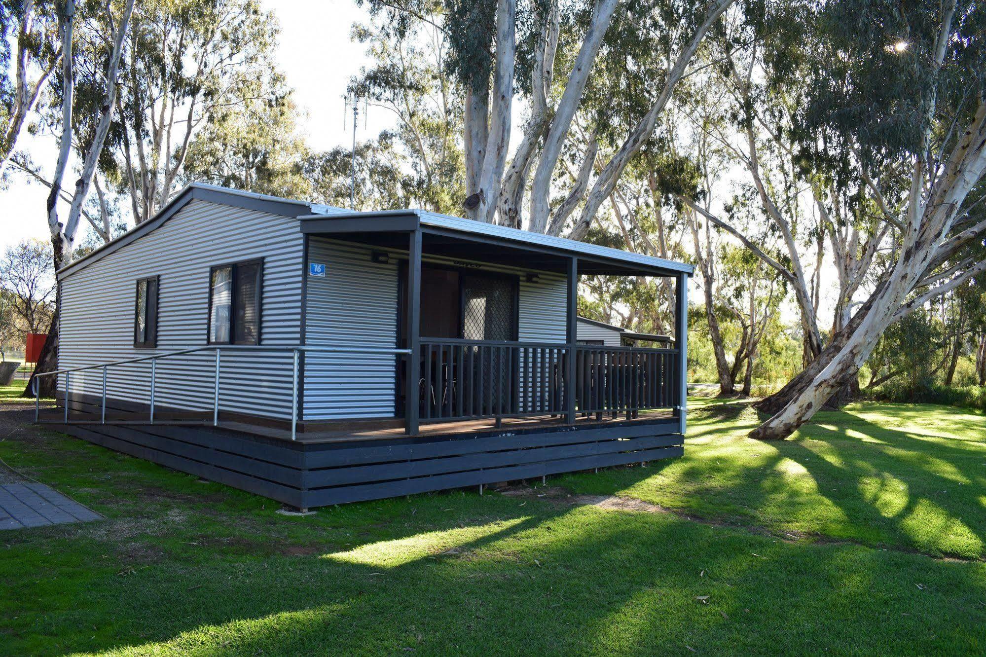 Cohuna Waterfront Holiday Park Exterior photo