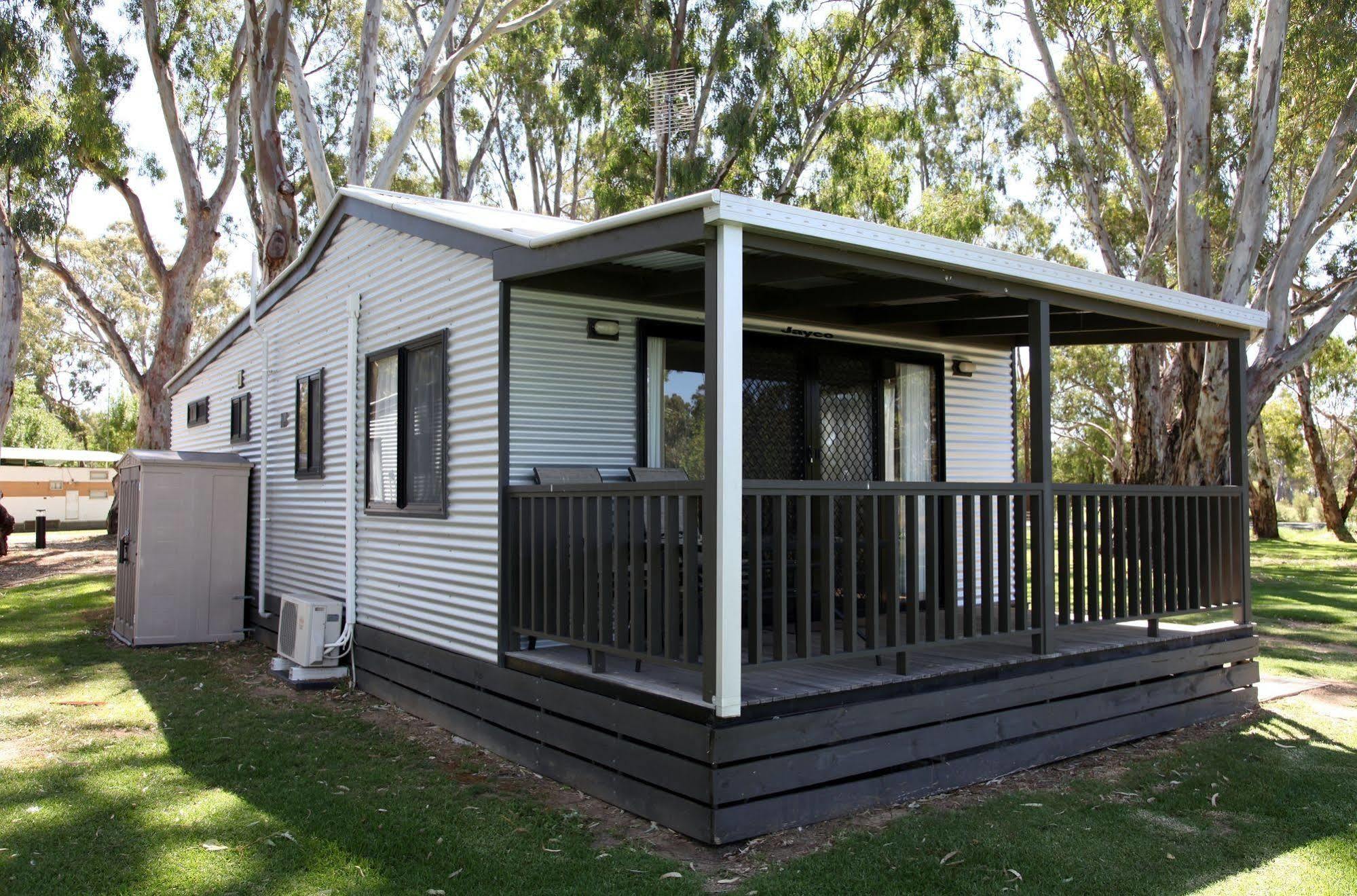 Cohuna Waterfront Holiday Park Exterior photo