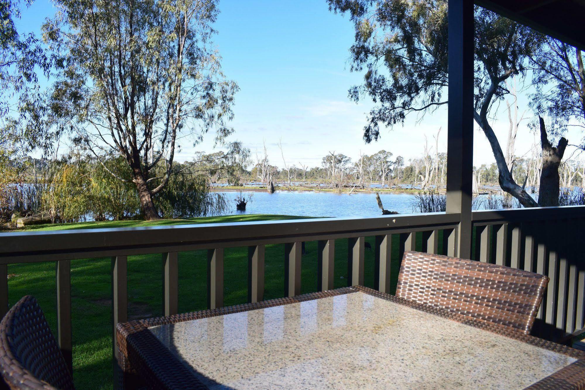 Cohuna Waterfront Holiday Park Exterior photo
